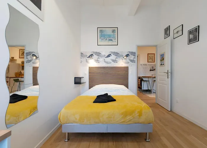 La Pepite De La Place Apartment *